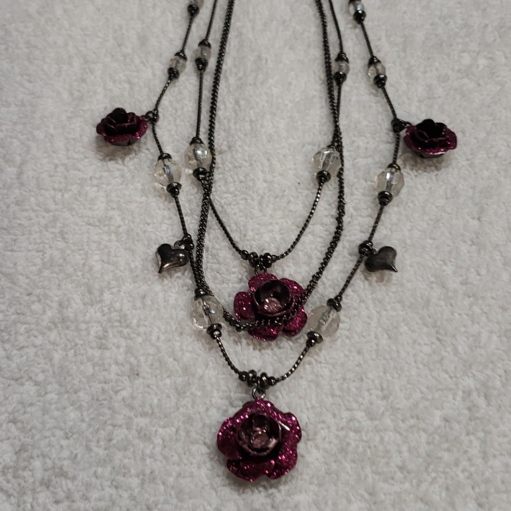 Betsey Johnson necklace